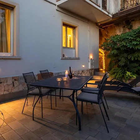 Apartment Teatro Garden